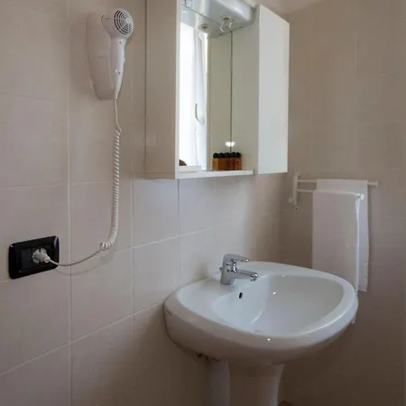 Angenehme Mit Garten Und Pool By Interhome *