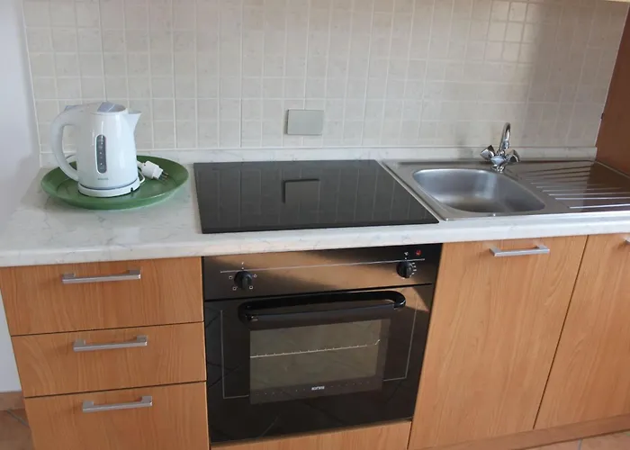 Angenehme Mit Garten Und Pool By Interhome Apartman