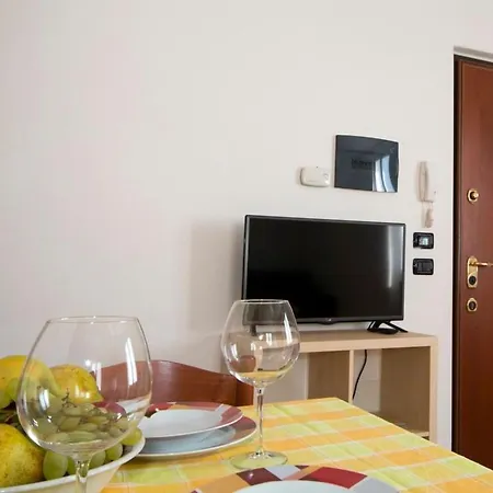 公寓 Angenehme Mit Garten Und Pool By Interhome